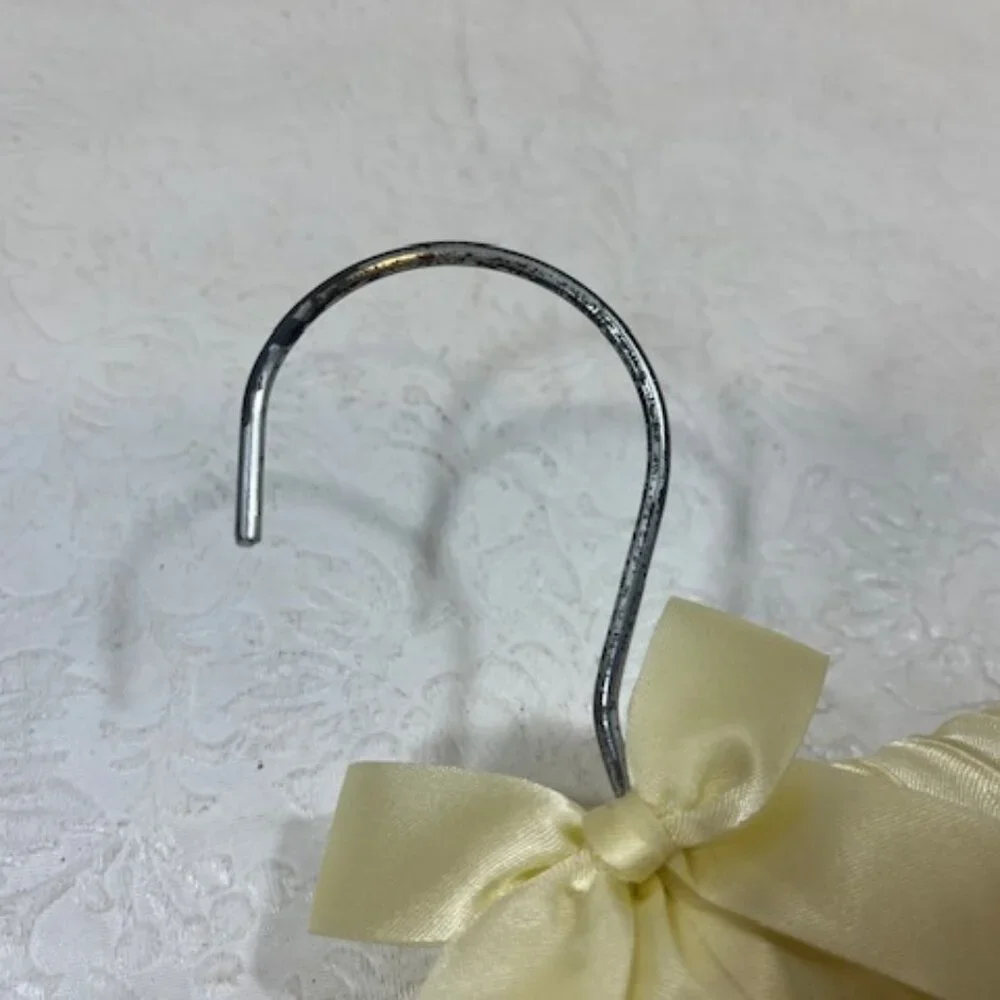 Four Classic Padded Pastel Satin Dress Clothes Hangers Yellow Peach 15.5